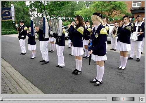 Videoclip zum Auftritt des Cadenberger Spielmannszuges beim Schützenfest am Samstag, 25. Juni 2011 - Lied ohne Namen - Copyright: A. Protze - Klick auf das Bild startet den Download ...