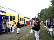 Cadenberger Spielmannszug bei der metronom-Zugprsentation am 25.8.07 in Cuxhaven, Bild 2 - Klick vergrert